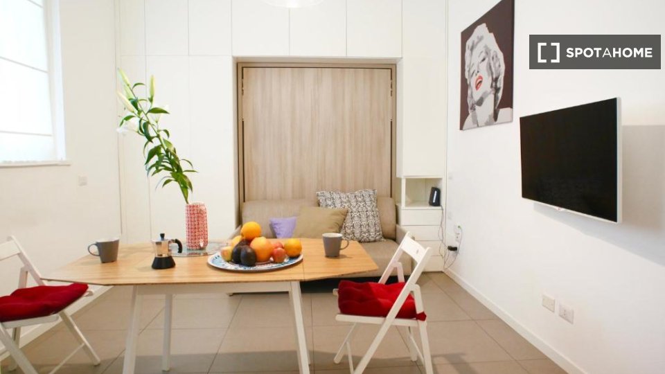 Apartment Milan, 1 bed — photo 17