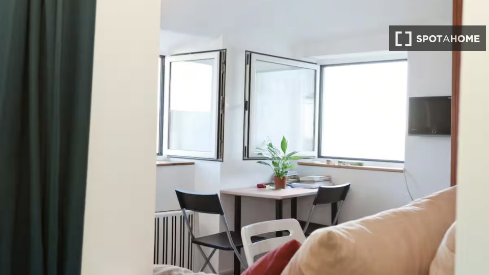 Apartment mono Lisbon — photo 8