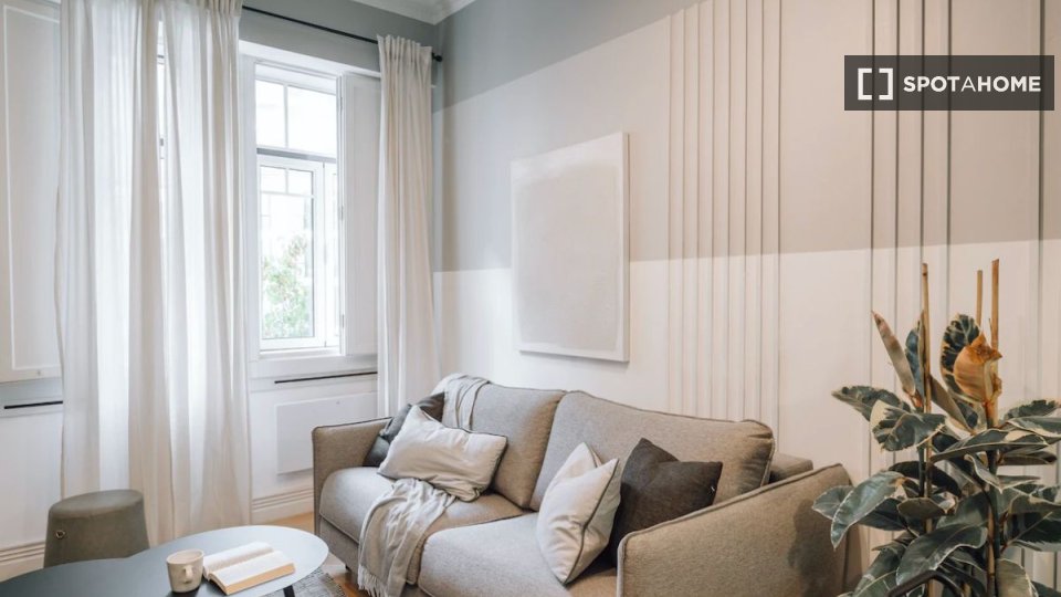 Apartment Lisbon, 1 bed — photo 14