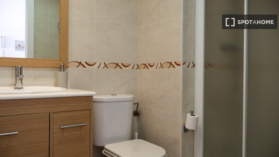 Apartment Valencia, 2 beds, 50m² — photo 3