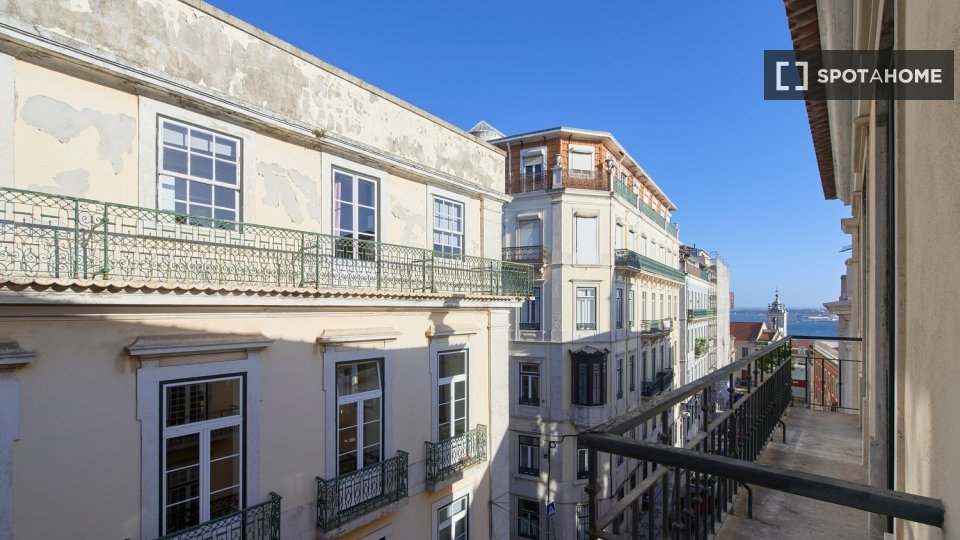 Double room Lisbon, 7 beds — photo 28