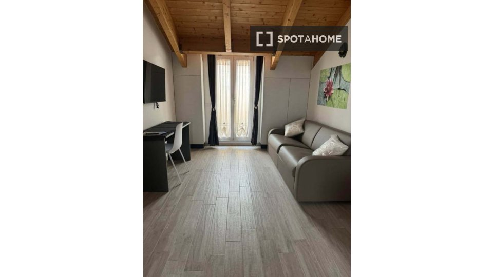 Apartment Milan, 1 bed, 60m² — photo 4