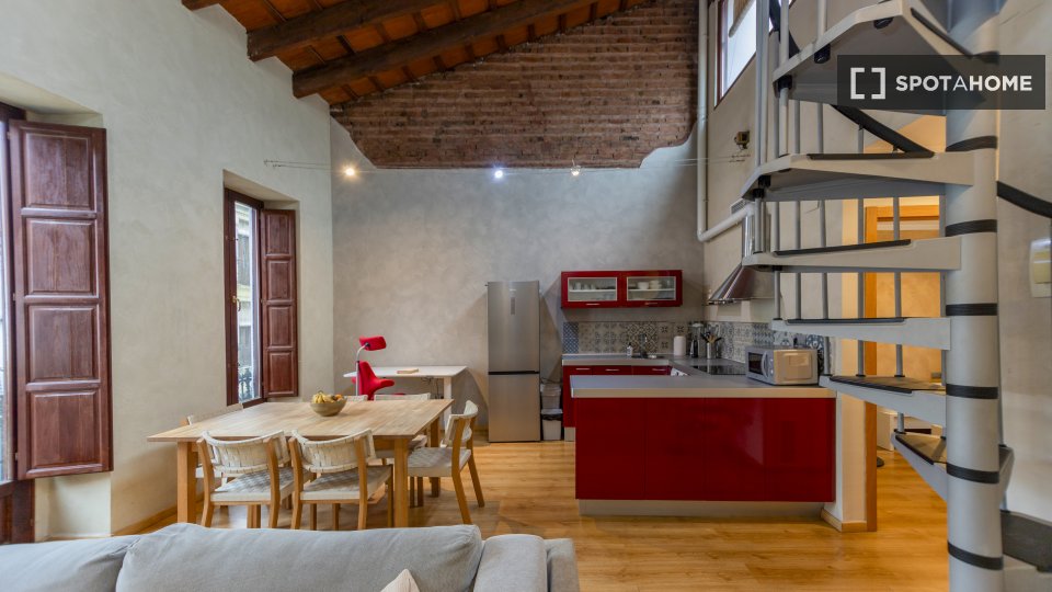 Apartment Valencia, 2 beds, 75m² — photo 24