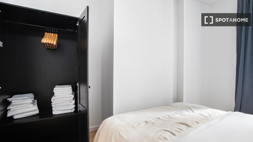 Apartment Vienna, 2 beds, 68m² — photo 18