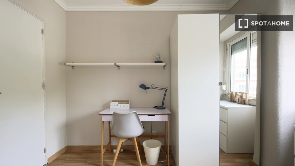 Double room Lisbon, 4 beds — photo 19
