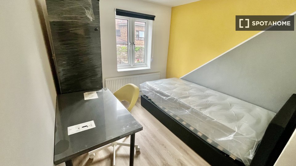 Double room London, 5 beds — photo 15
