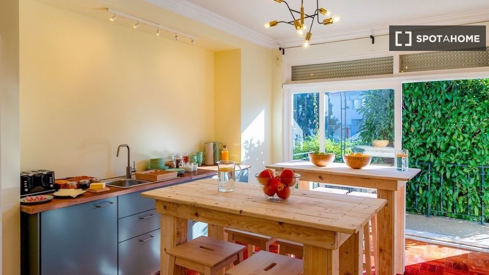 Double room Porto, 10 beds, 500m² — photo 7