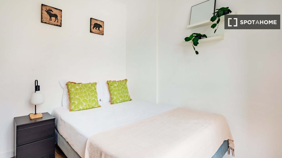 Apartment Lisbon, 2 beds — photo 18