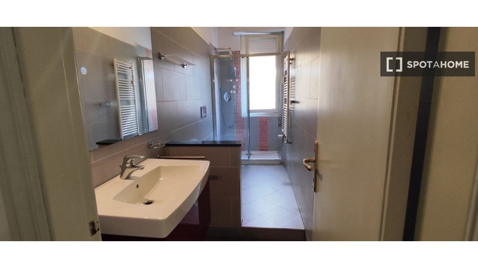 Double room Florence, 4 beds — photo 46