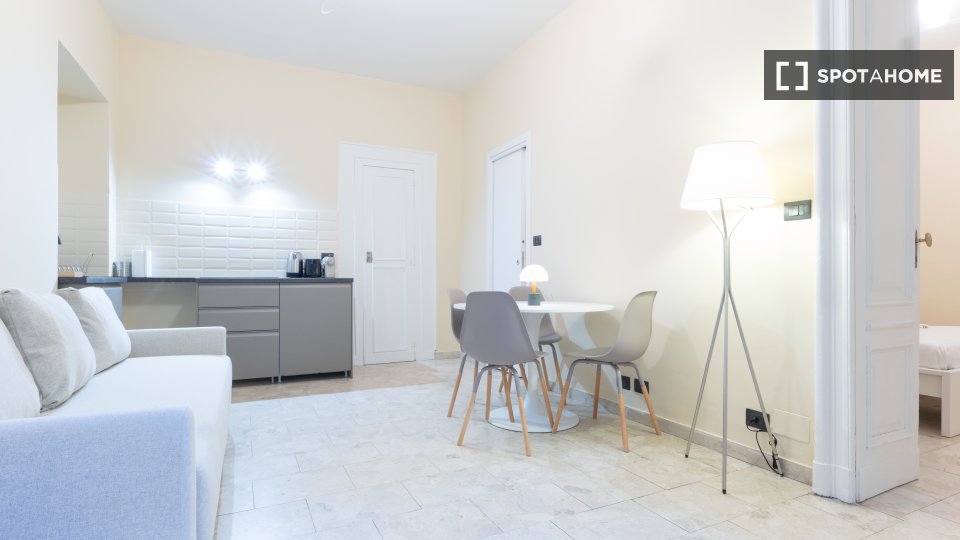 Apartment Turin, 2 beds, 60m² — photo 3