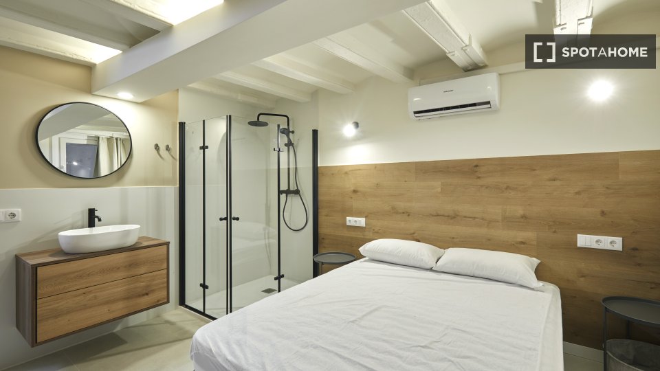 Apartment Barcelona, 1 bed, 40m² — photo 12