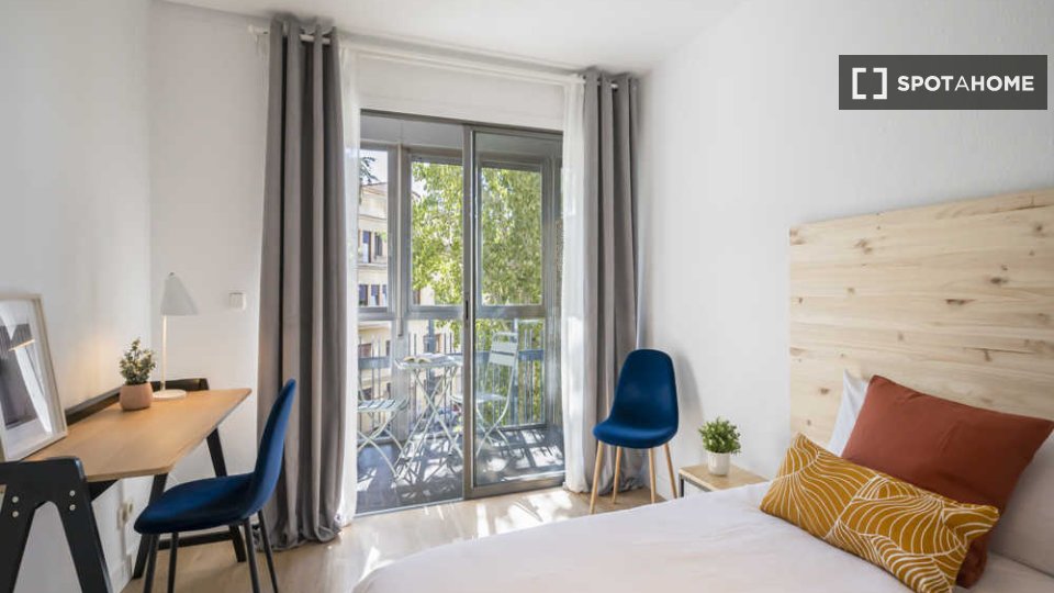 Double room Madrid, 16 beds — photo 31