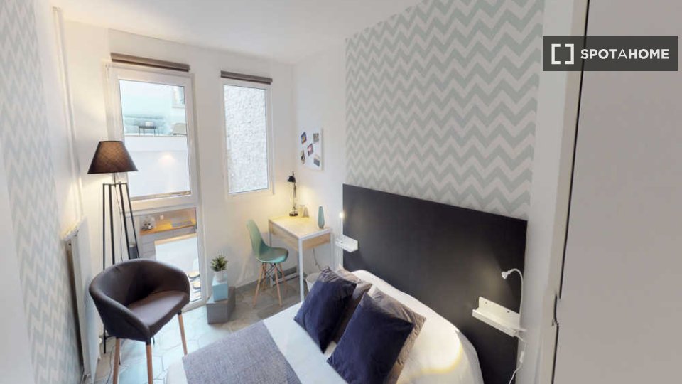 Double room Paris, 5 beds, 140m² — photo 15