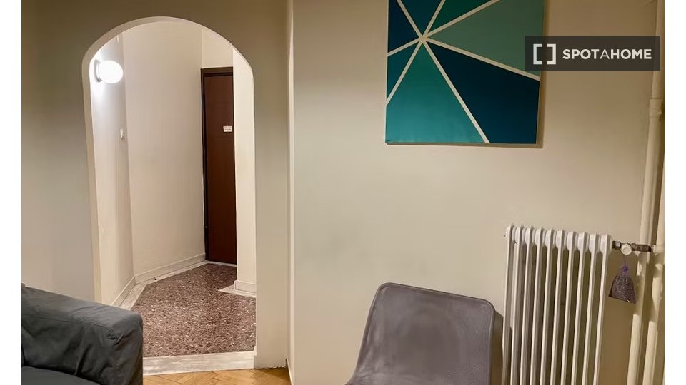 Double room Athens, 5 beds — photo 14
