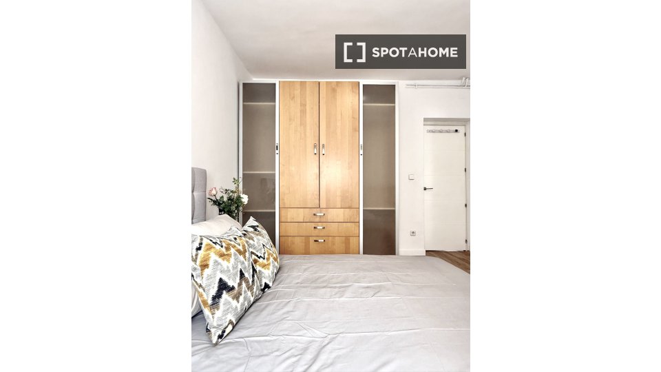 Apartment Madrid, 3 beds, 99m² — photo 3