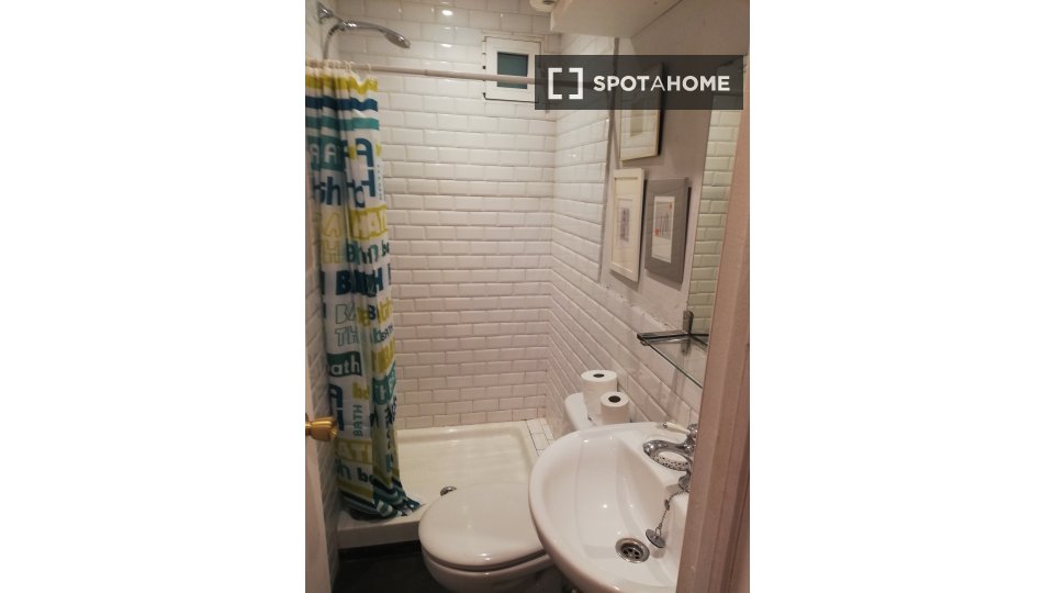 Apartment Madrid, 2 beds — photo 17