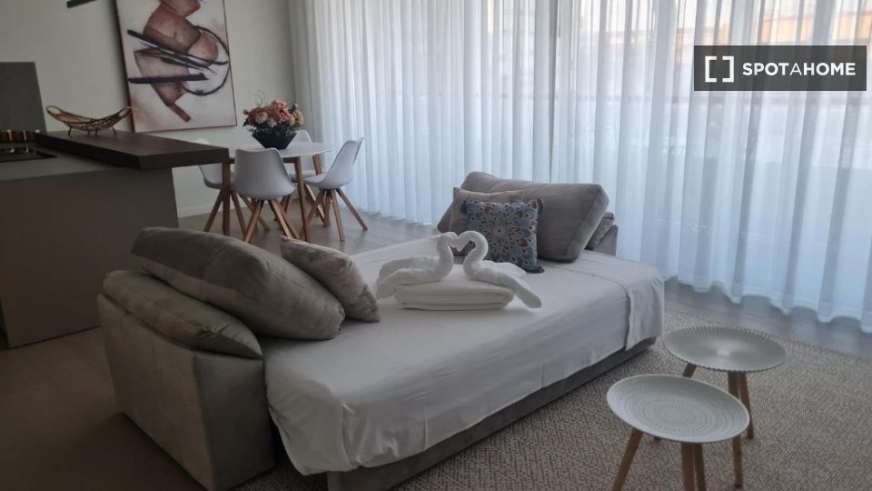 Apartment Lisbon, 1 bed — photo 11