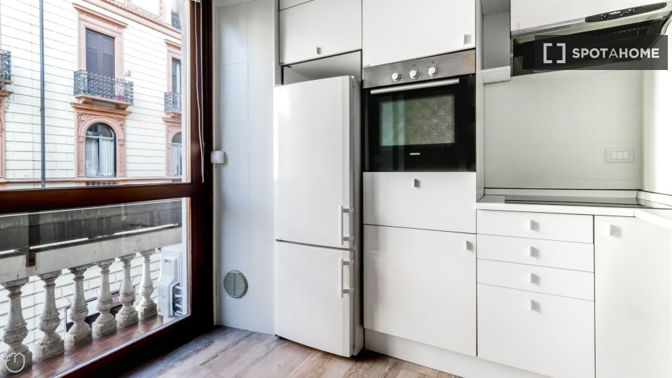 Apartment Milan, 1 bed, 65m² — photo 15