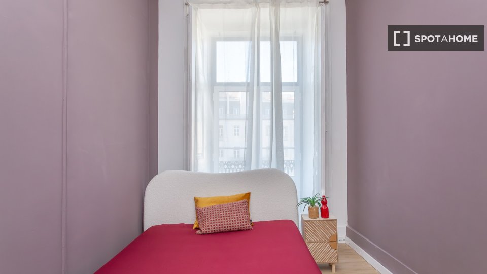 Double room Lisbon, 9 beds — photo 34