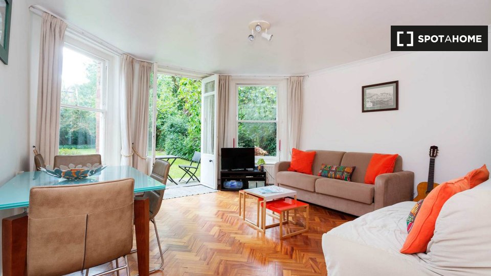 Apartment London, 1 bed — photo 1