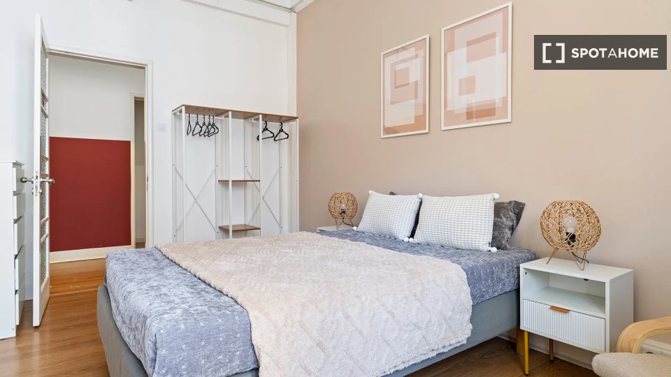Double room Lisbon, 11 beds — photo 12