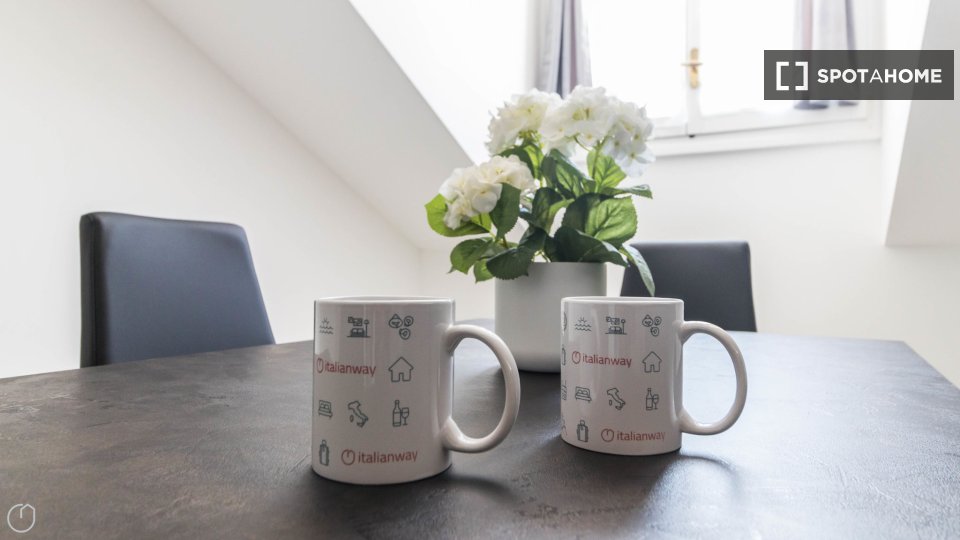 Apartment Milan, 1 bed, 57m² — photo 1