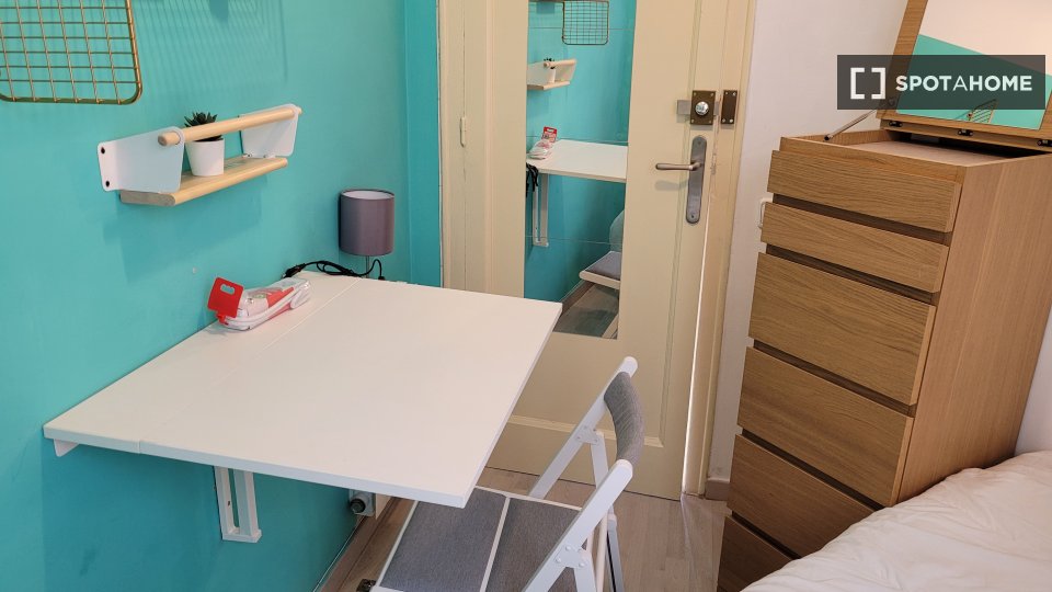 Double room Barcelona, 5 beds — photo 6