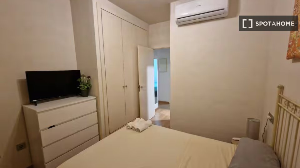 Apartment Seville, 2 beds — photo 9