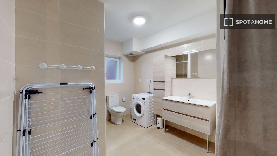 Double room Lille, 15 beds — photo 13