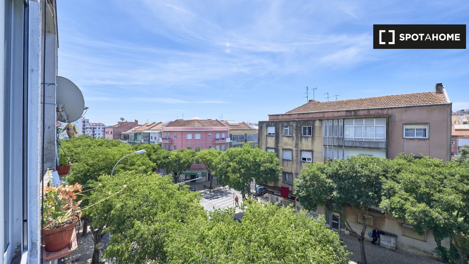 Double room Lisbon, 6 beds — photo 2