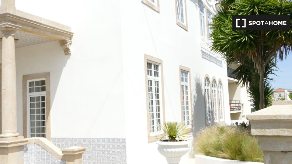 Apartment Lisbon, 3 beds, 150m² — photo 9