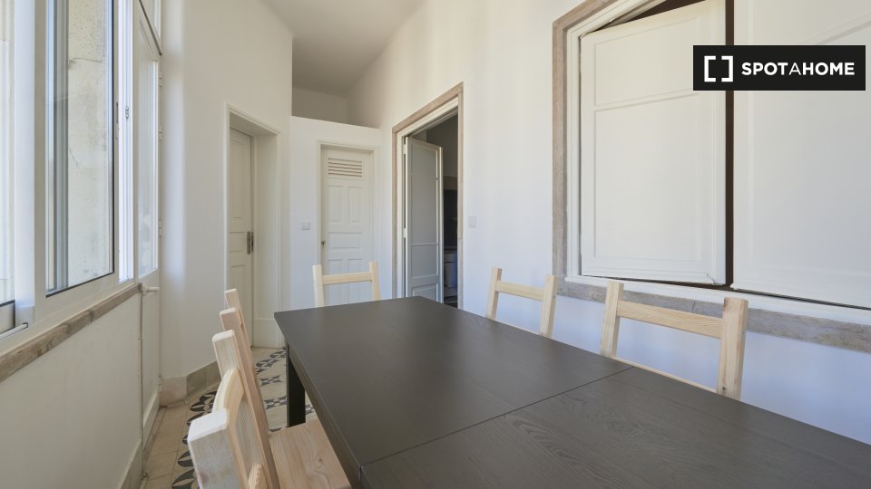 Double room Lisbon, 11 beds — photo 7