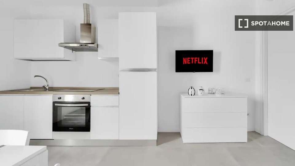 Apartment Milan, 1 bed — photo 8