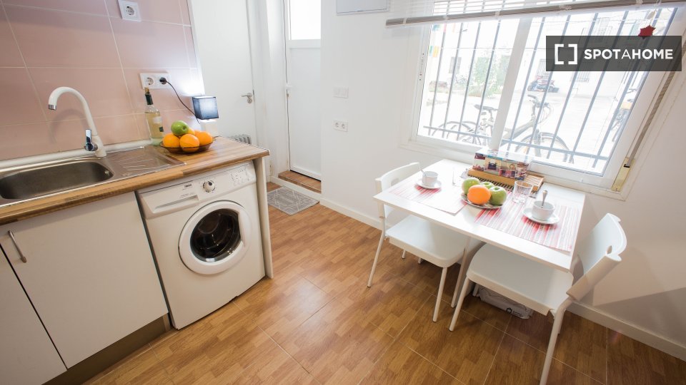 Apartment Valencia, 1 bed, 35m² — photo 11