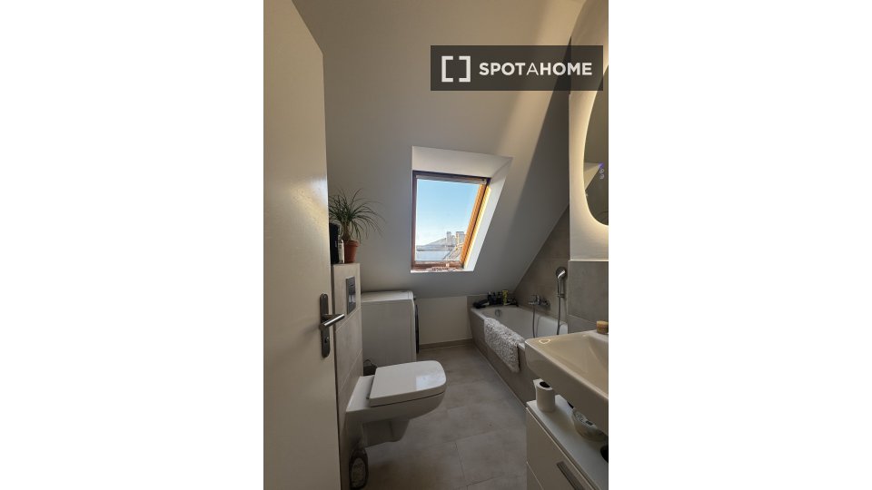Apartment Berlin, 2 beds, 90m² — photo 1
