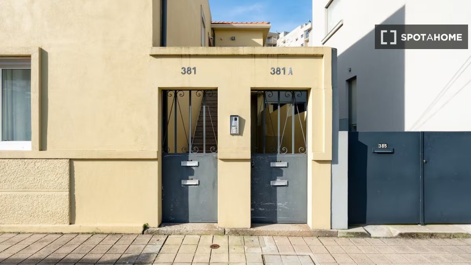 Apartment Porto, 1 bed, 39m² — photo 8