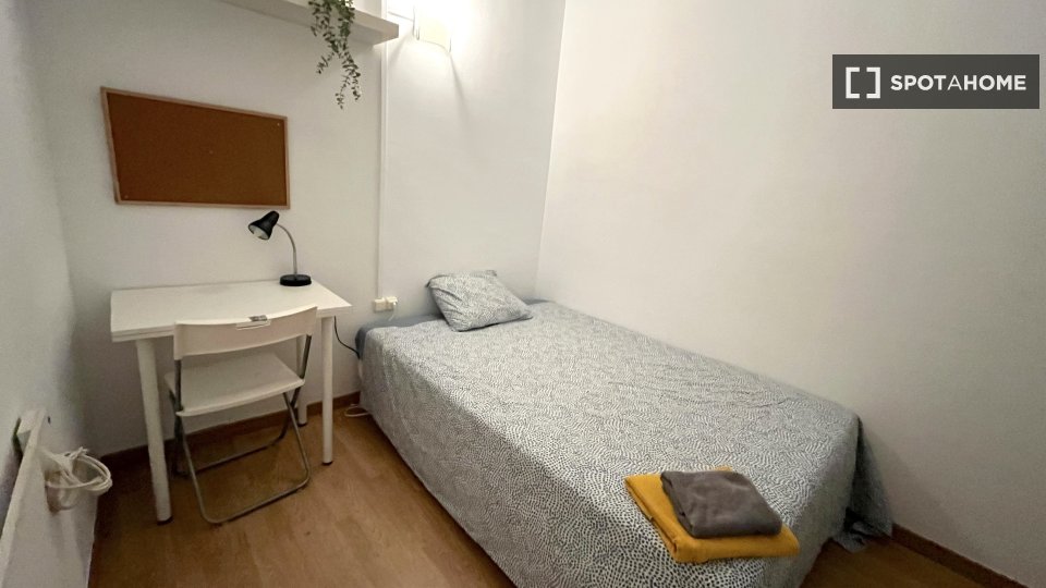 Chambre double Barcelone, 6 chambres, 125m² — photo 14