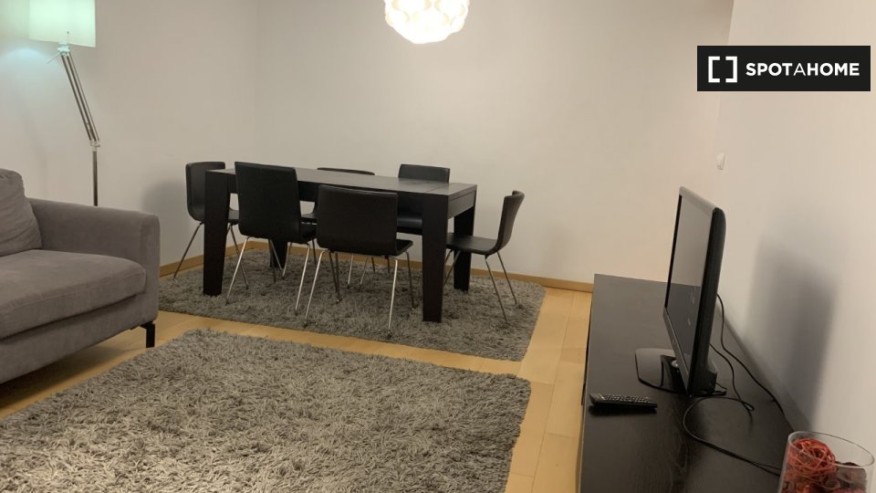Apartment Lisbon, 2 beds, 110m² — photo 8