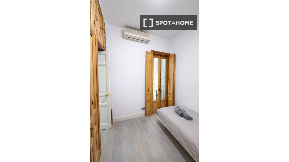 Apartment Madrid, 2 beds, 72m² — photo 8