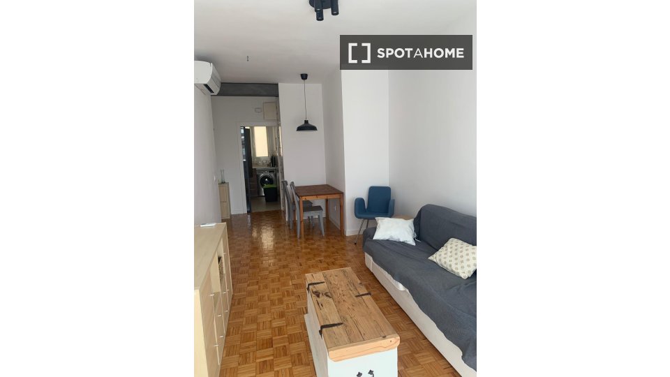 Apartment Madrid, 2 beds, 65m² — photo 12