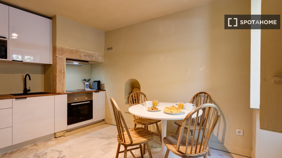 Apartment mono Lisbon, 60m² — photo 4