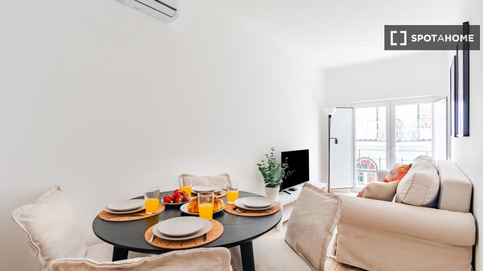 Apartment Lisbon, 2 beds — photo 7