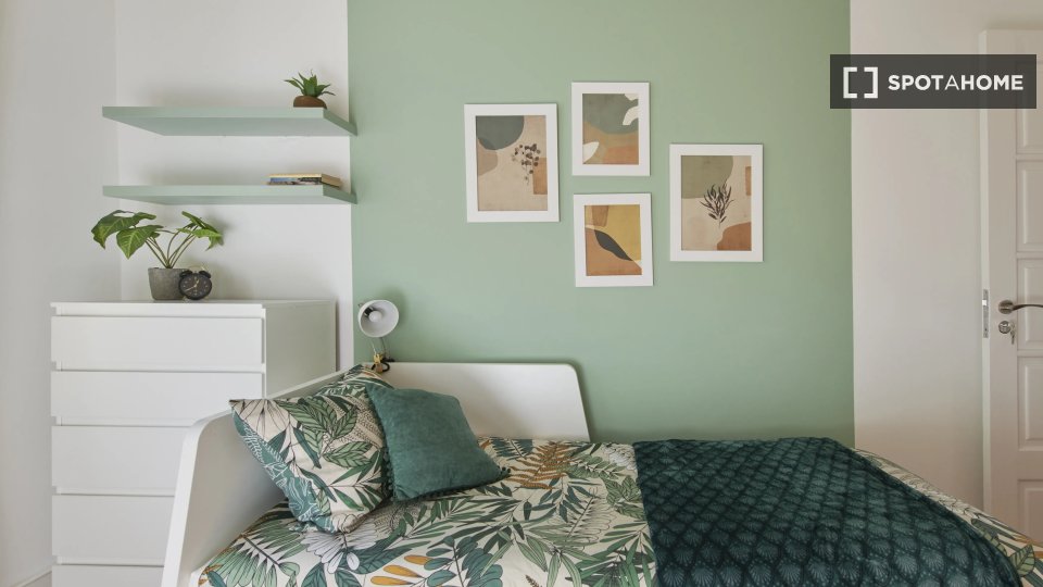 Double room Lisbon, 6 beds — photo 2
