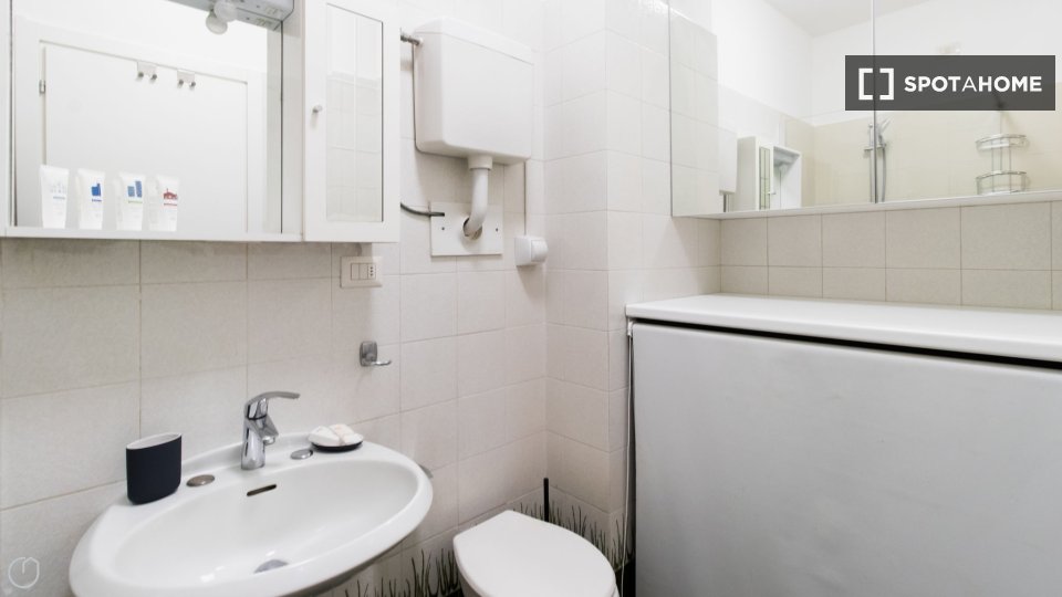Apartment Milan, 1 bed, 65m² — photo 16