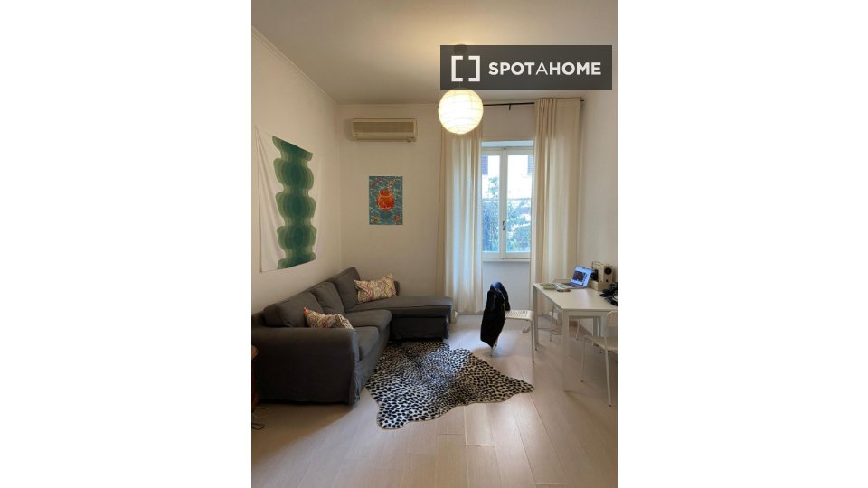 Apartment Rome, 2 beds, 60m² — photo 2