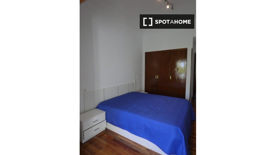 Double room Madrid, 4 beds, 120m² — photo 4