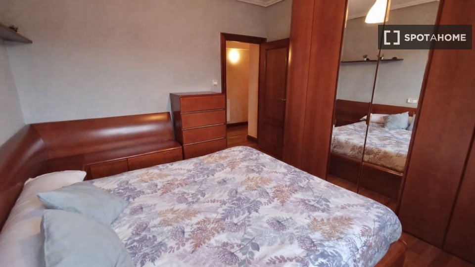 Apartment Bilbao, 2 beds, 80m² — photo 23