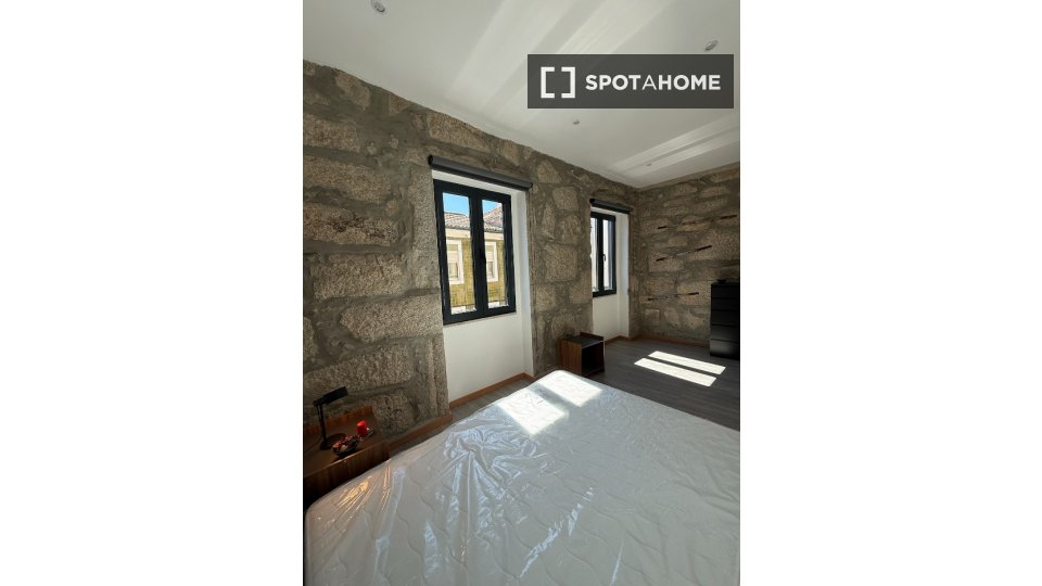 Double room Porto, 3 beds — photo 11