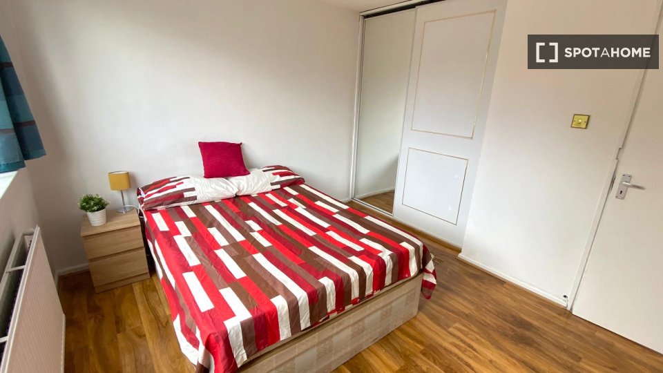 Double room London, 5 beds — photo 19