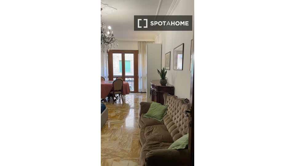 Double room Turin, 1 bed, 120m² — photo 8